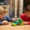 Mateo mit dem Z-Blob Action Rennwagen