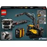 Volvo FMX LKW mit EC230 Electric Raupenbagger