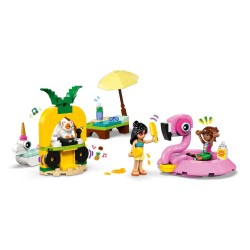 Poolparty mit Einhorn und Flamingo