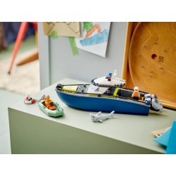 Verfolgungsjagd im Polizeiboot