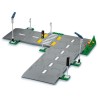 Straßenkreuzung mit Ampeln