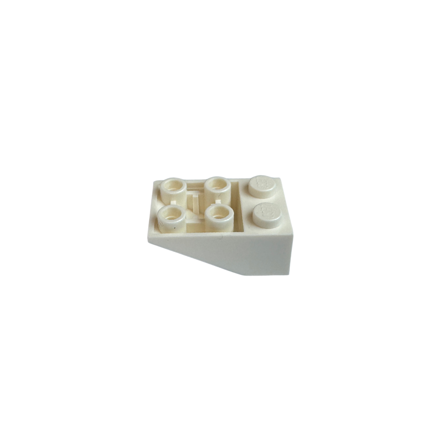 3747b Slope Inverted 33  3x2 with Flat Bottom Pin and Connetions betwe Studs - White