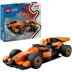 F1 Rennfahrer mit McLaren Rennauto
